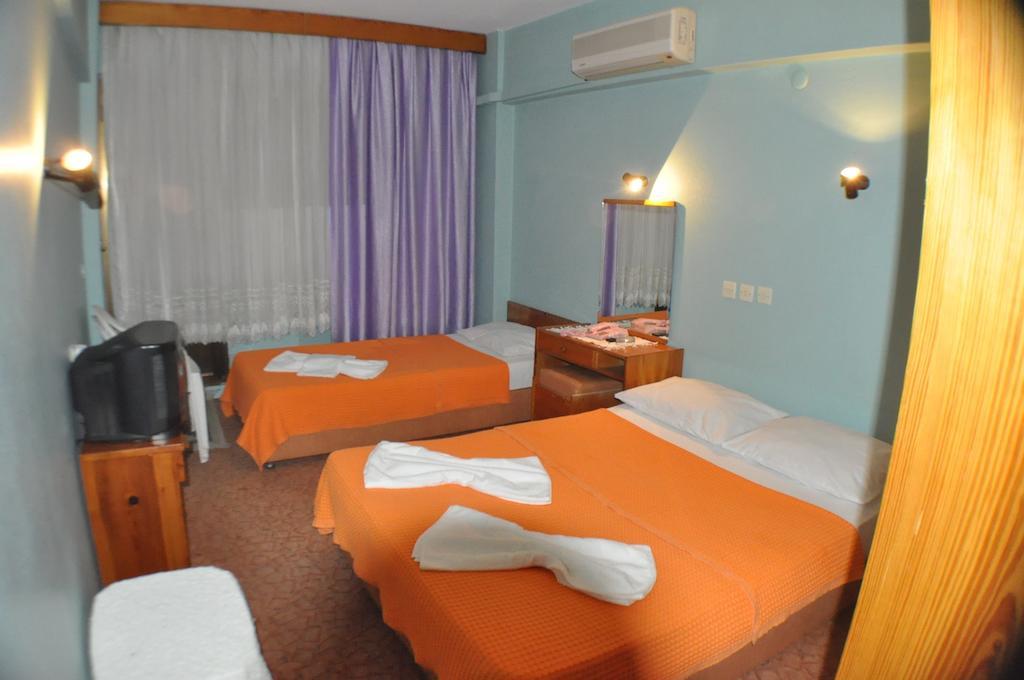 Akerdem Hotel Kusadası Quarto foto