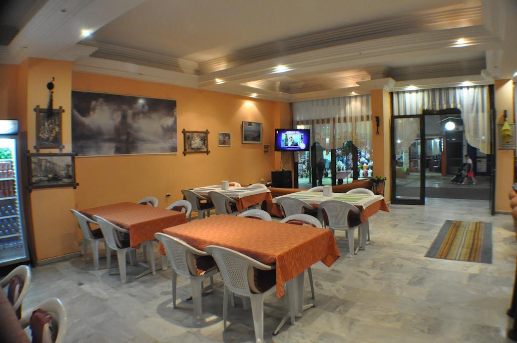 Akerdem Hotel Kusadası Exterior foto