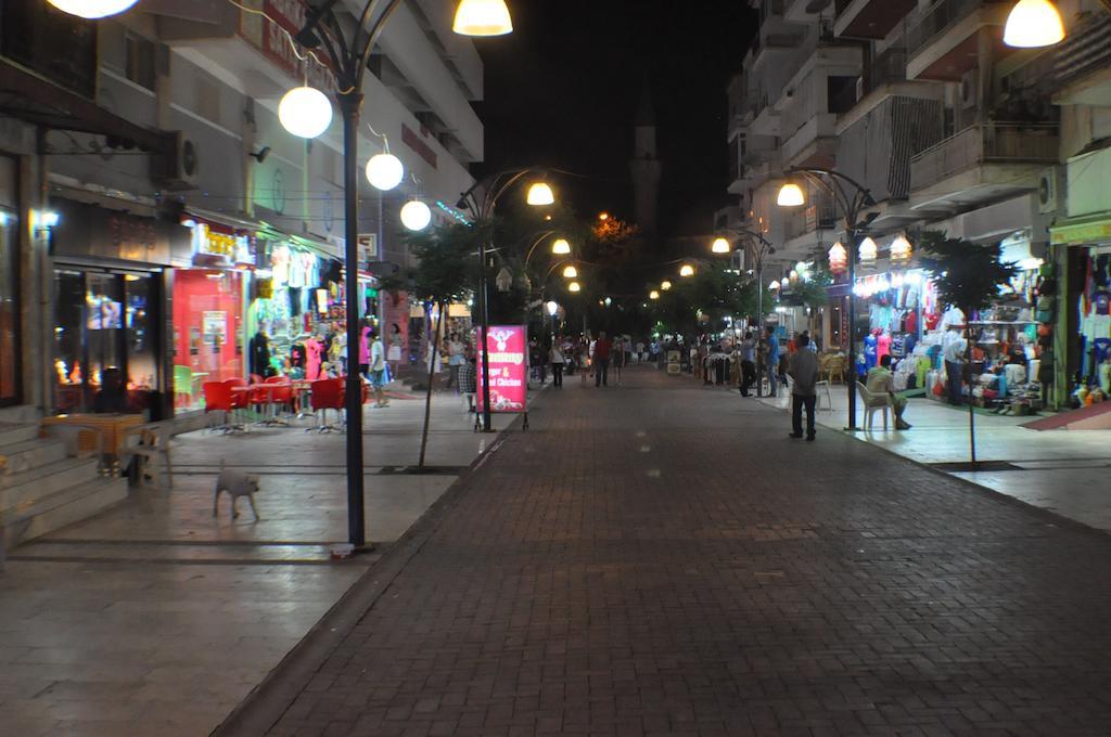 Akerdem Hotel Kusadası Exterior foto
